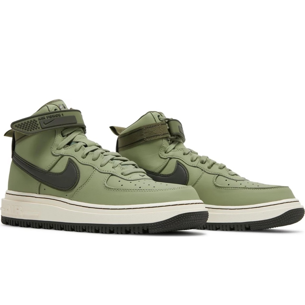 (Size 11) Nike Air Force 1 High Sneakers
